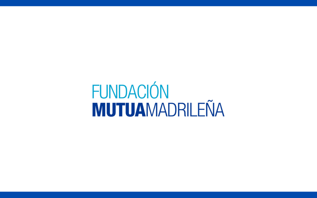 S.M. la Reina Dña. Letizia entrega el reconocimiento de ayuda de la Fundación Mutua Madrileña al secretario técnico de la Fundación La Salle Acoge